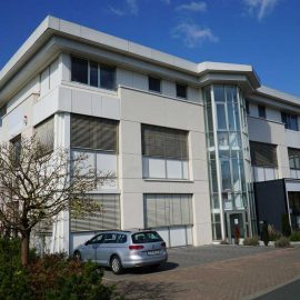 Neue Nutzer für die Schokoladenfabrik +++ Verkauf 2019 - Zweigeschossiges Gewerbeobjekt mit Kühlanlagen wird High-Tech-Produktionsstandort Neue Nutzer für die Schokoladenfabrik +++ Verkauf 2019 - OBJEKTWERT Immobilien Consult